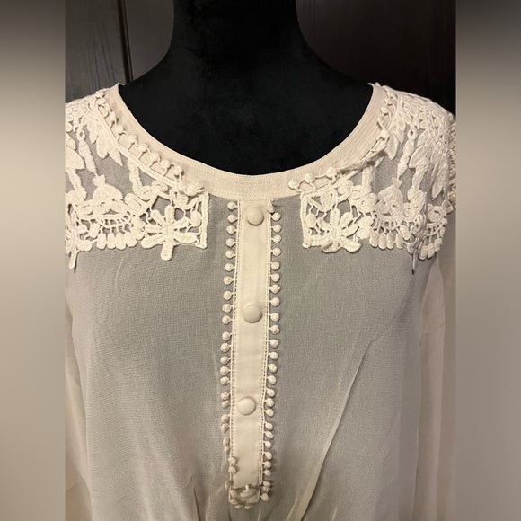 Top - Picture 5 of 6